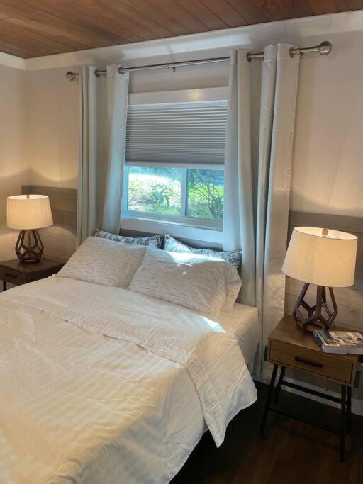 Shares Courtyard Luxury Apt - New! Rockledge Extérieur photo