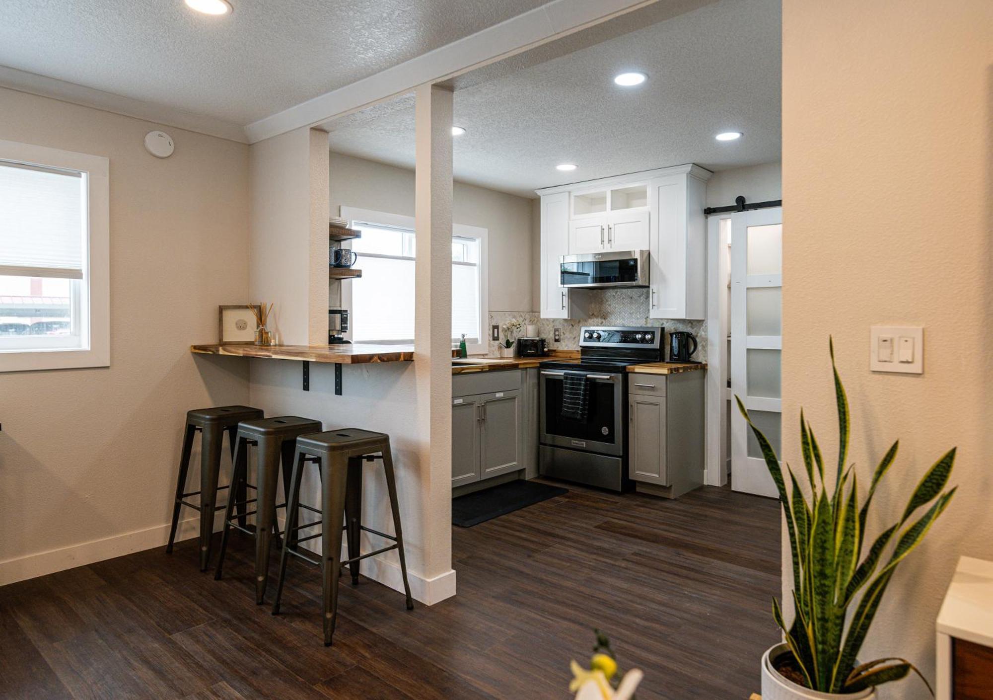 Shares Courtyard Luxury Apt - New! Rockledge Extérieur photo