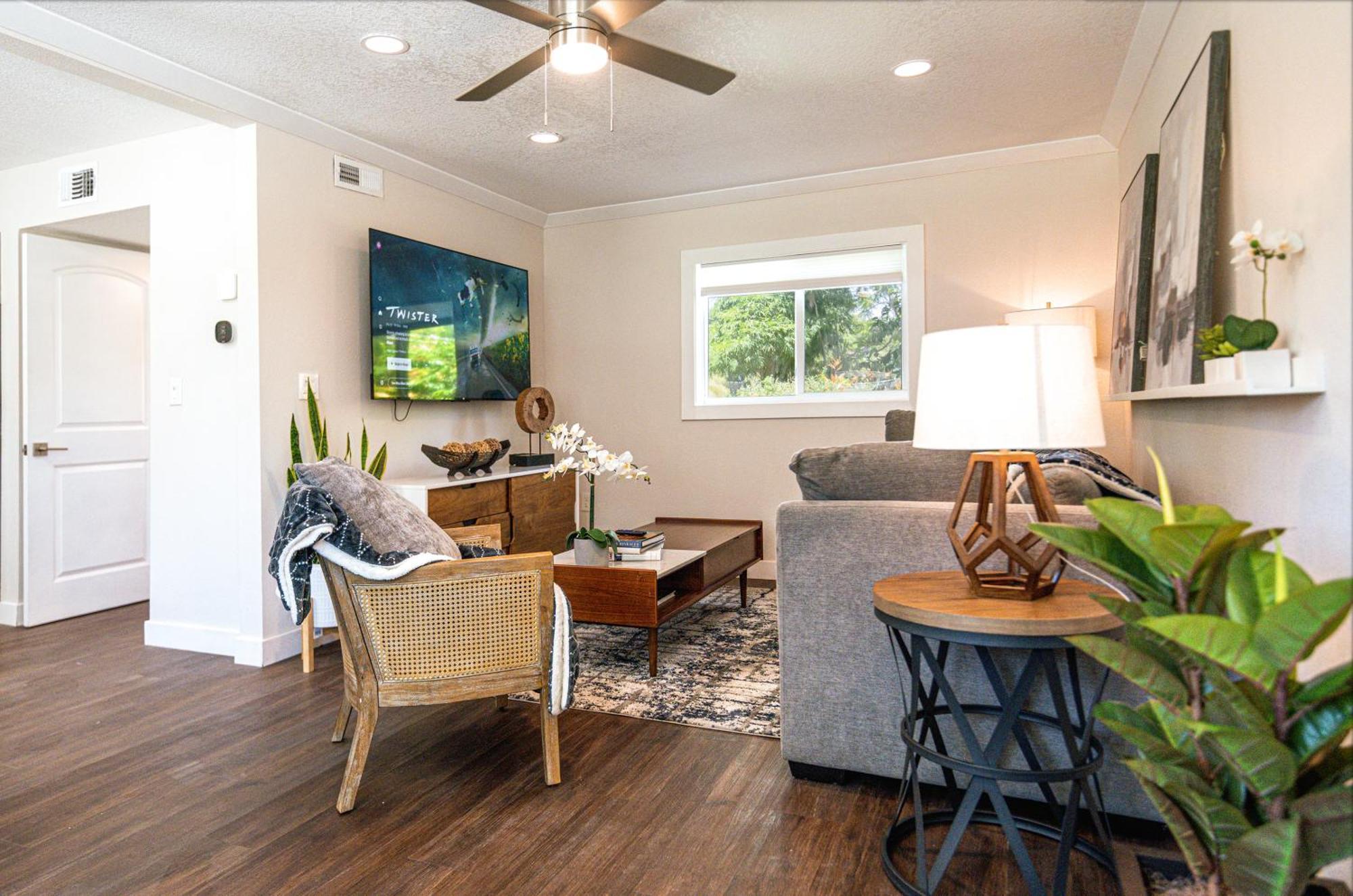 Shares Courtyard Luxury Apt - New! Rockledge Extérieur photo